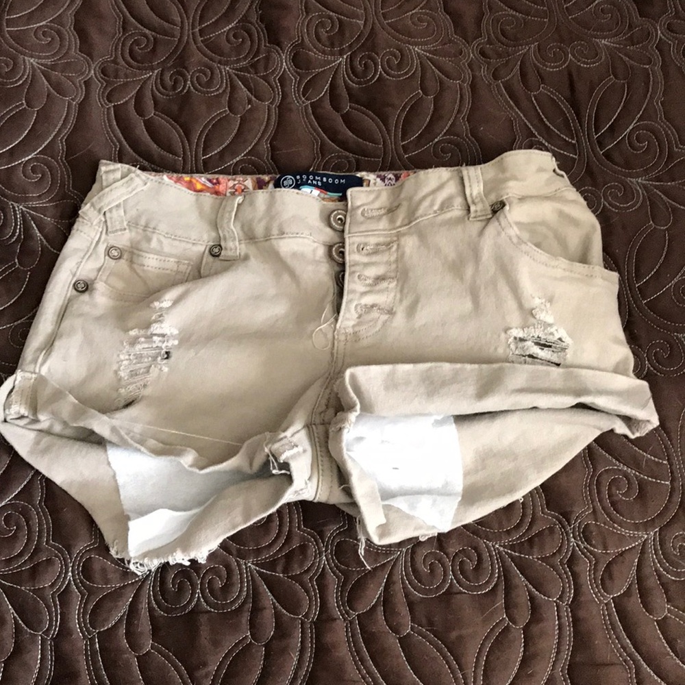Khakis daisy duke shorts #handmedowns